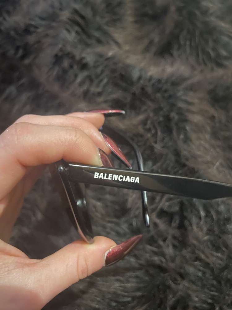 Balenciaga slnečné okuliare Tip mačacie okuliare