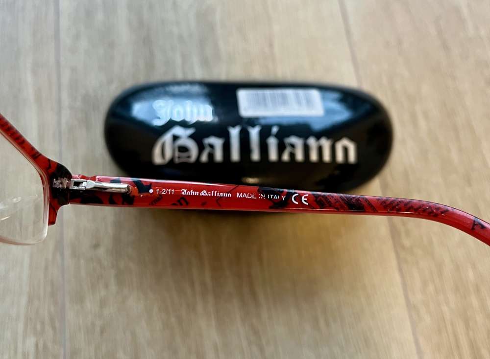 John Galliano dioptrické okuliare