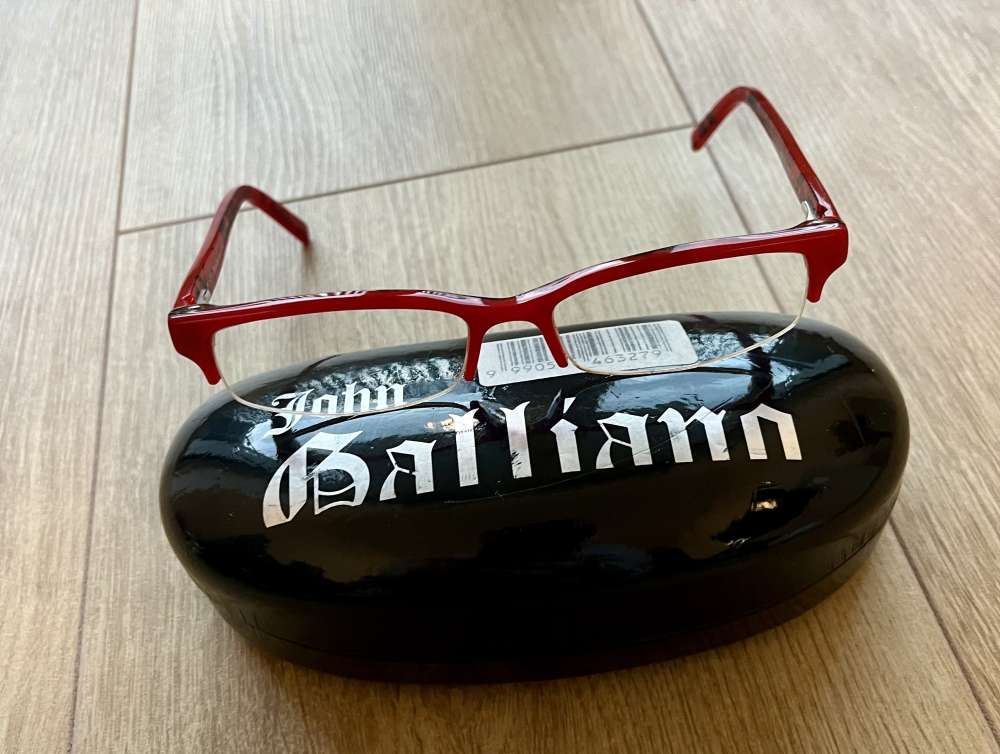 John Galliano dioptrické okuliare