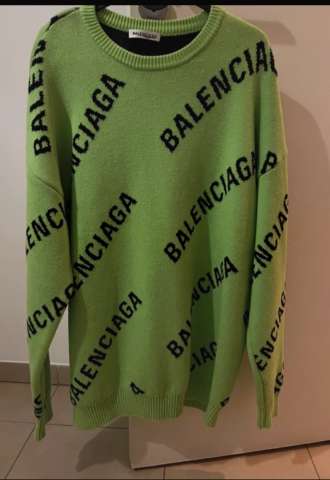 https://vipluxury.sk/Balenciaga sveter