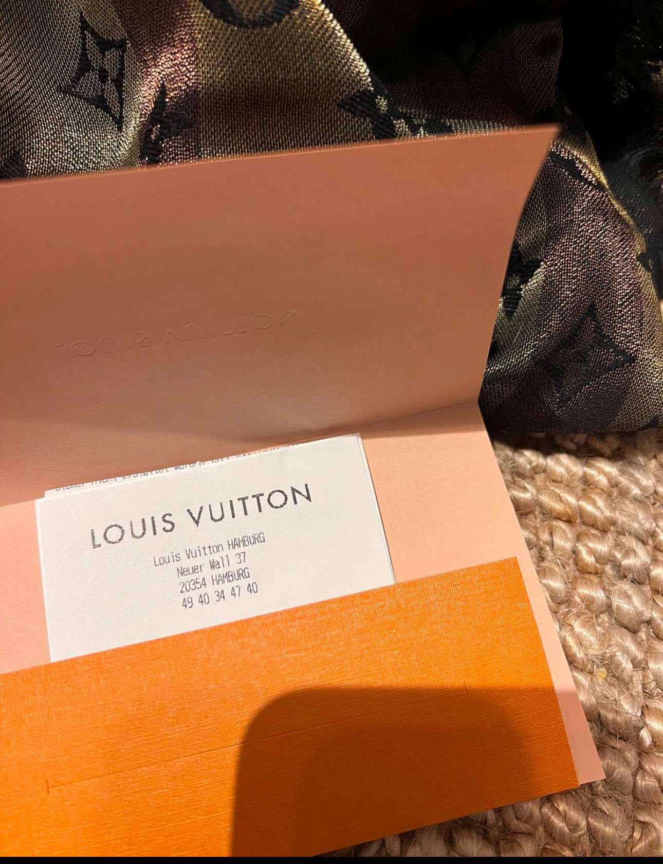 Limitovaný šál Louis Vuitton