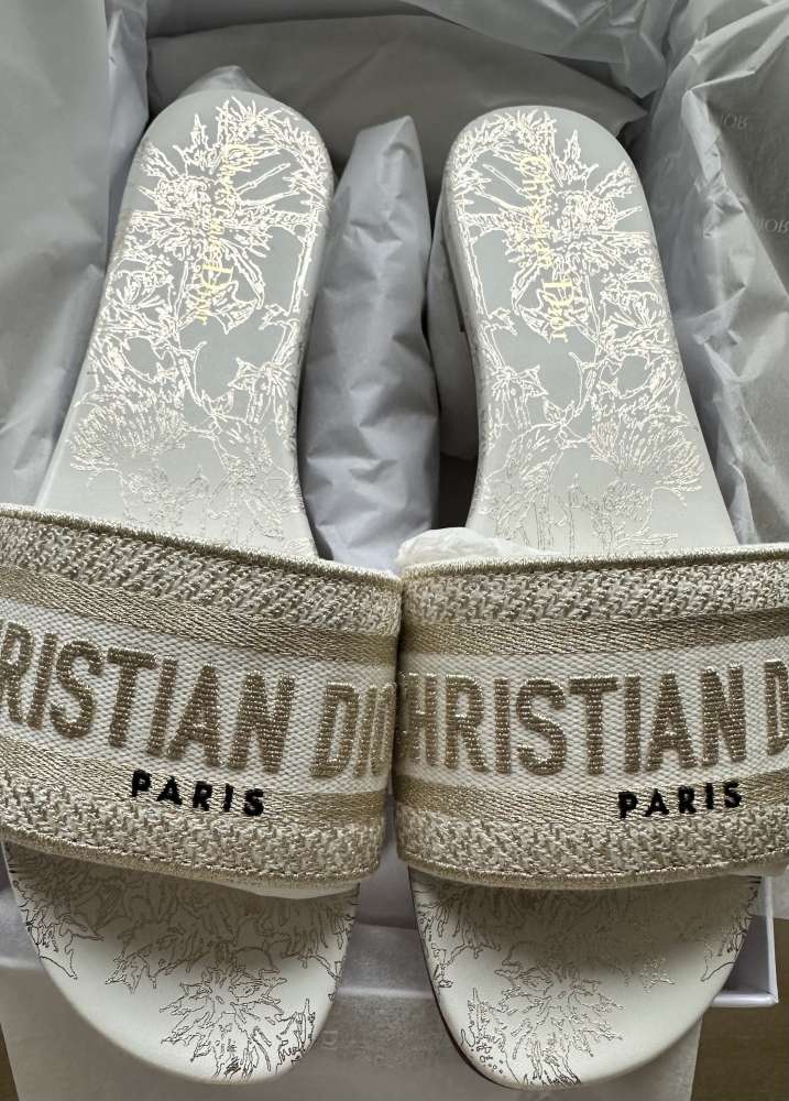 Nové šľapky DIOR model Dway zlato-biele 40,5