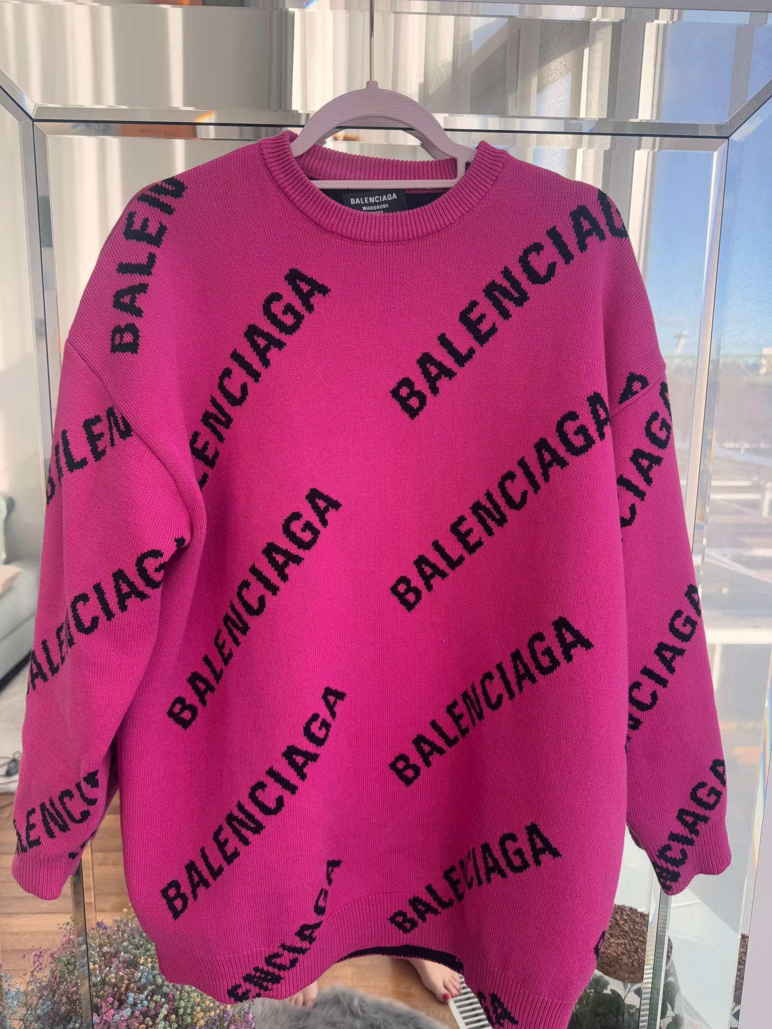 Balenciaga sveter