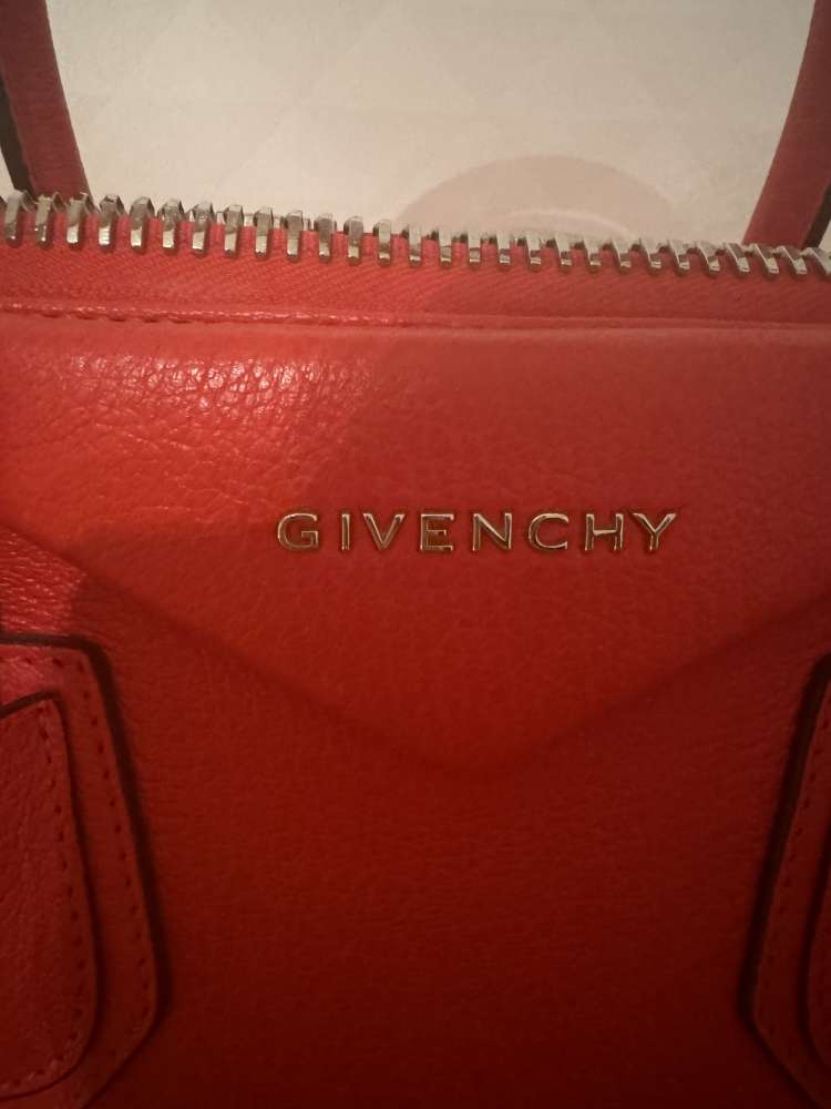 Givenchy Antigona