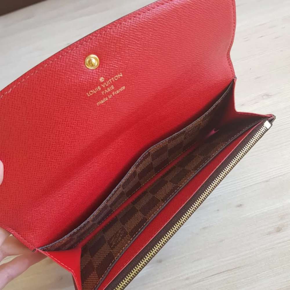 Louis Vuitton Emilie
