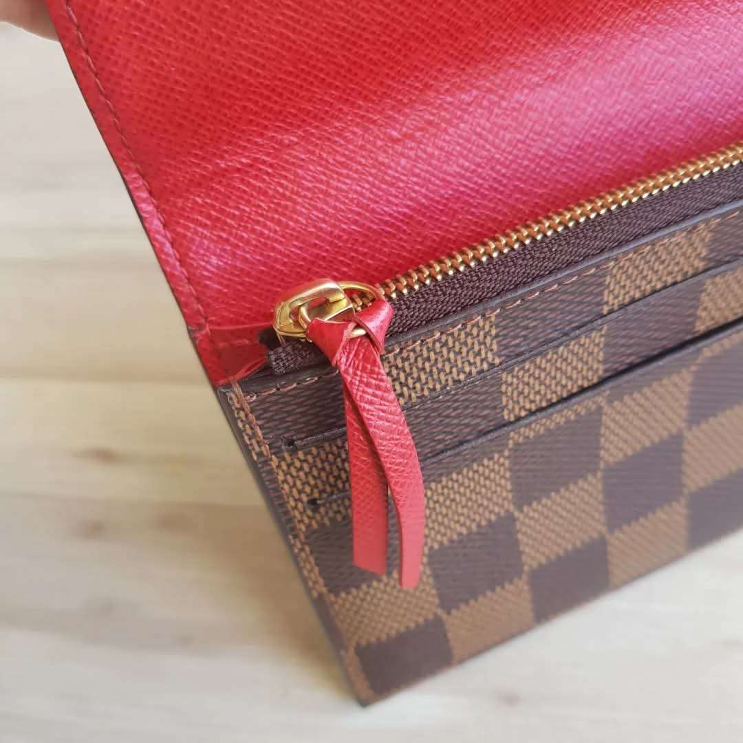 Louis Vuitton Emilie
