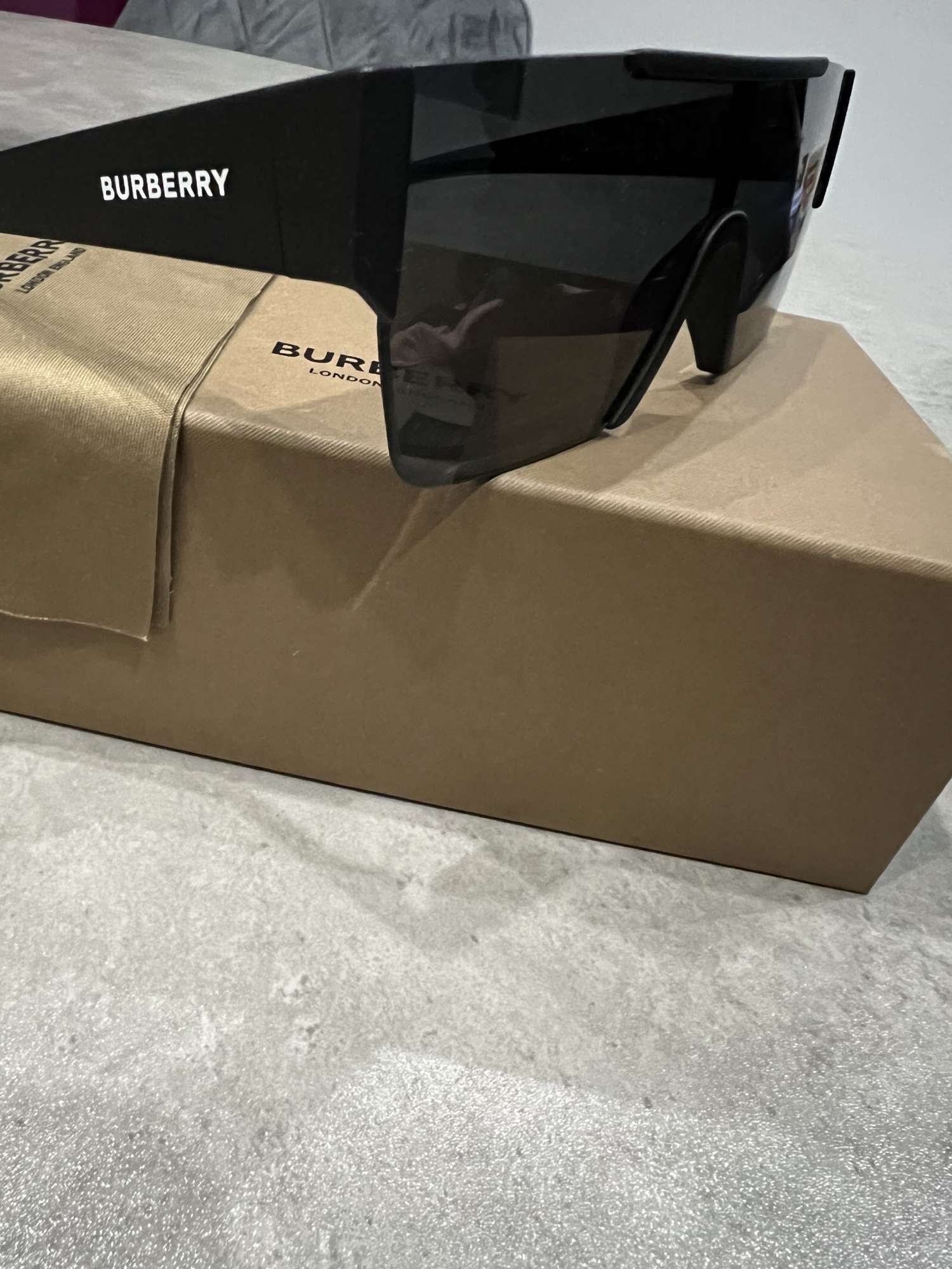 Burberry slnecne okuliare