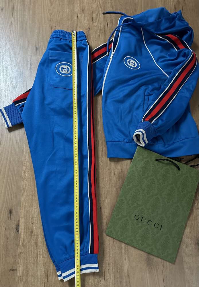 Nová souprava Gucci