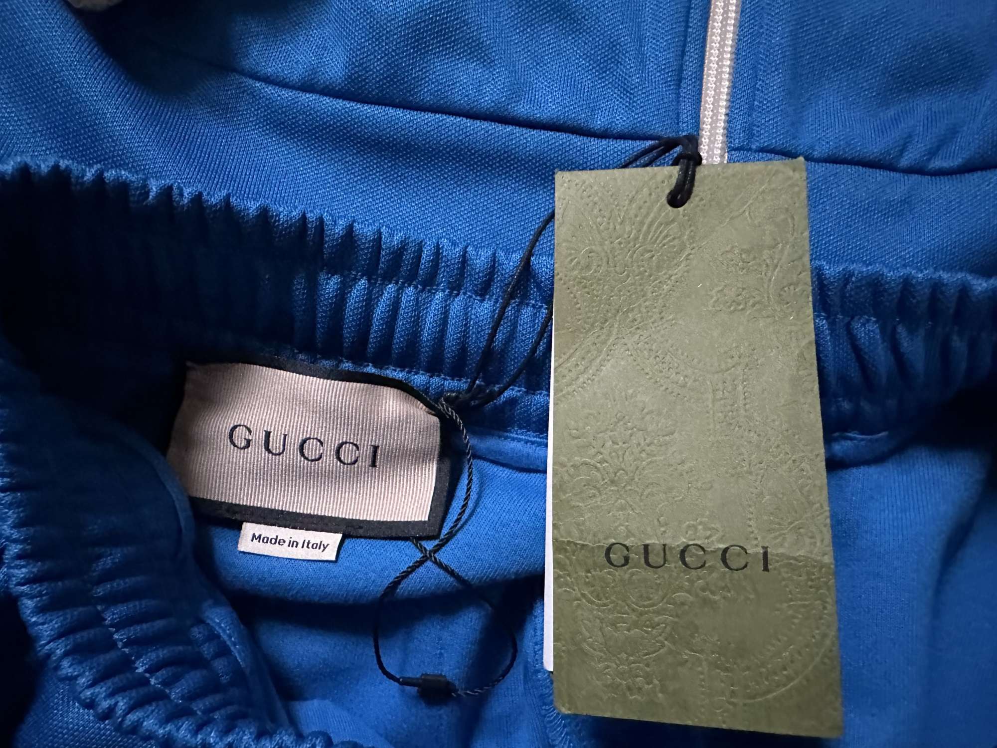 Nová souprava Gucci