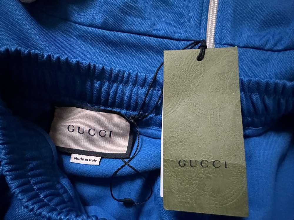 Nová souprava Gucci