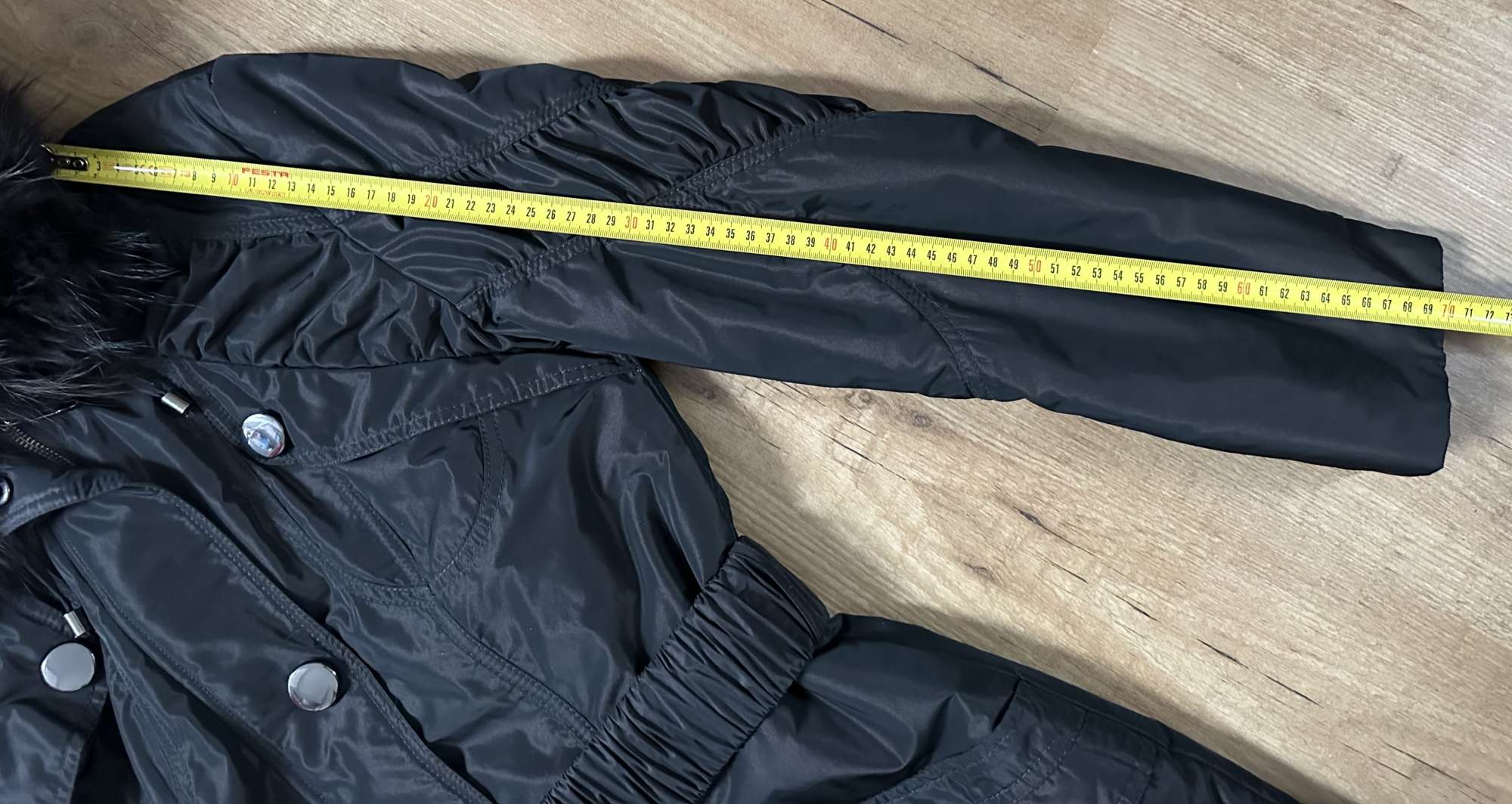 Delší bunda Kara s pravou kožešinou