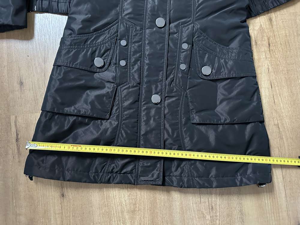 Delší bunda Kara s pravou kožešinou