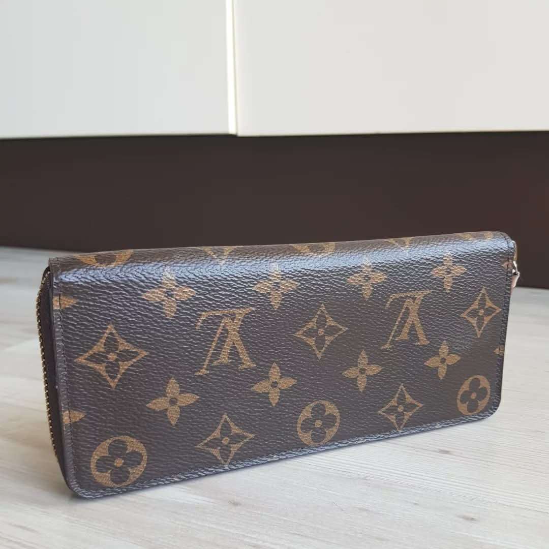 Louis Vuitton Clemence