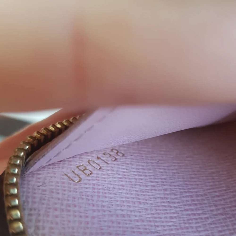 Louis Vuitton Clemence