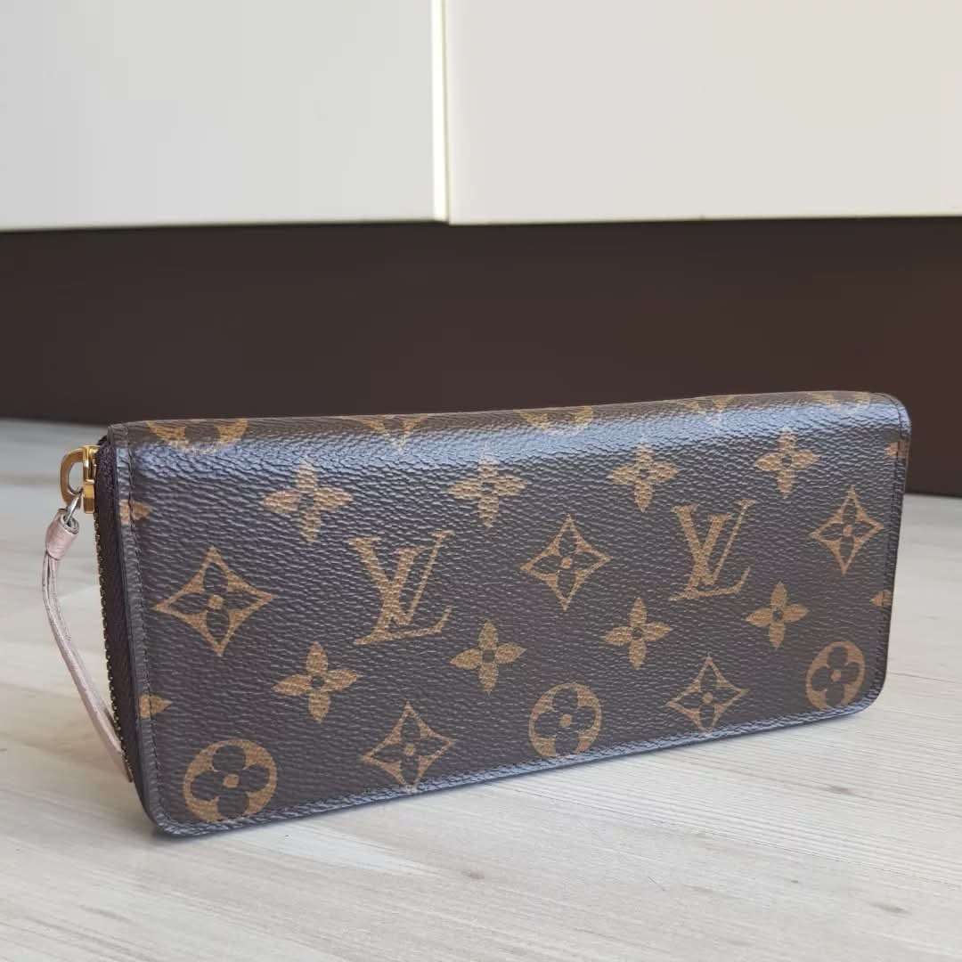Louis Vuitton Clemence