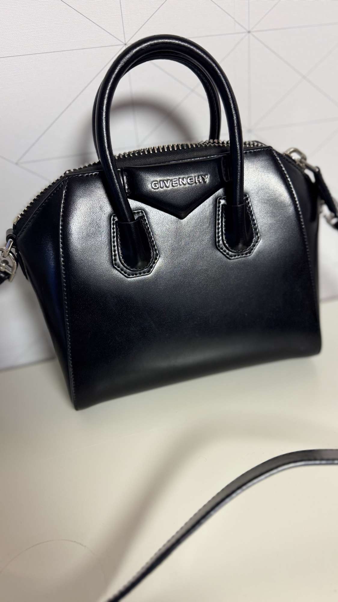Givenchy Antigona Mini black