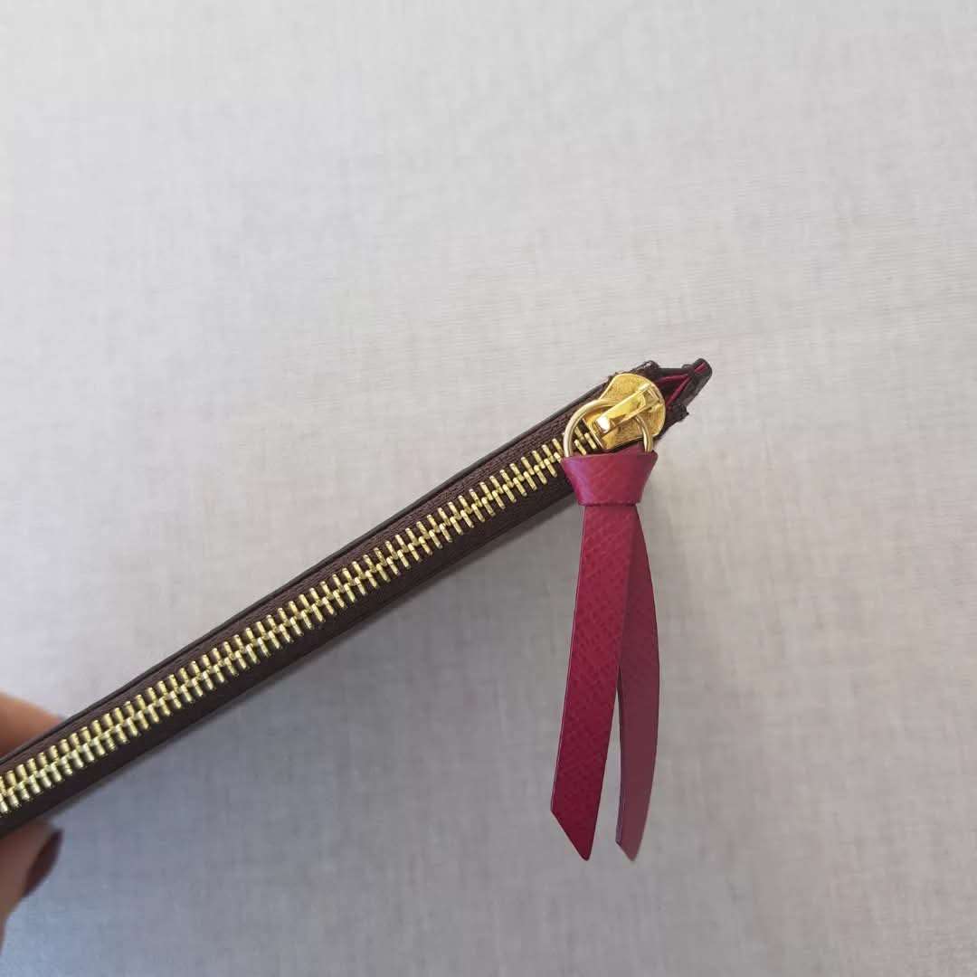 Louis Vuitton Pochette