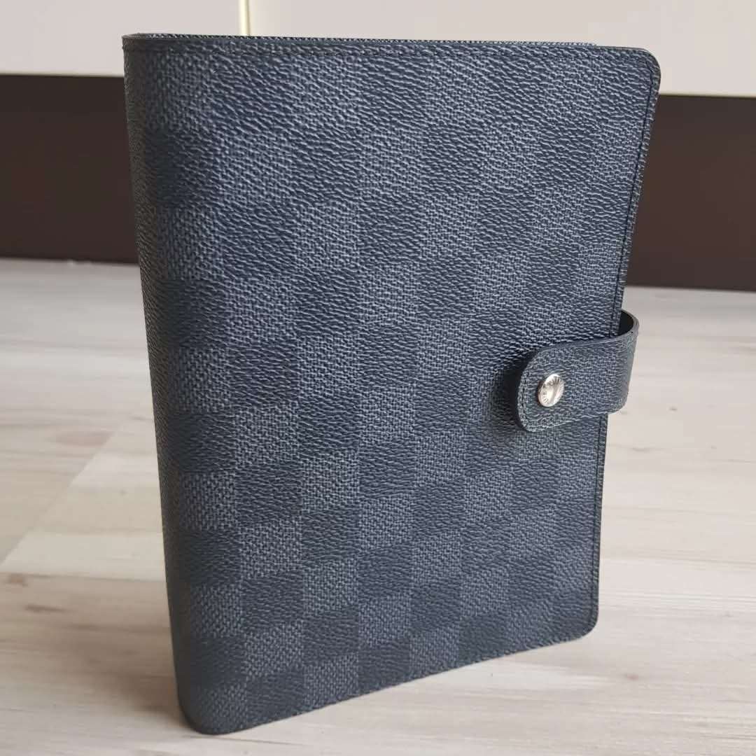 Louis Vuitton Agenda MM