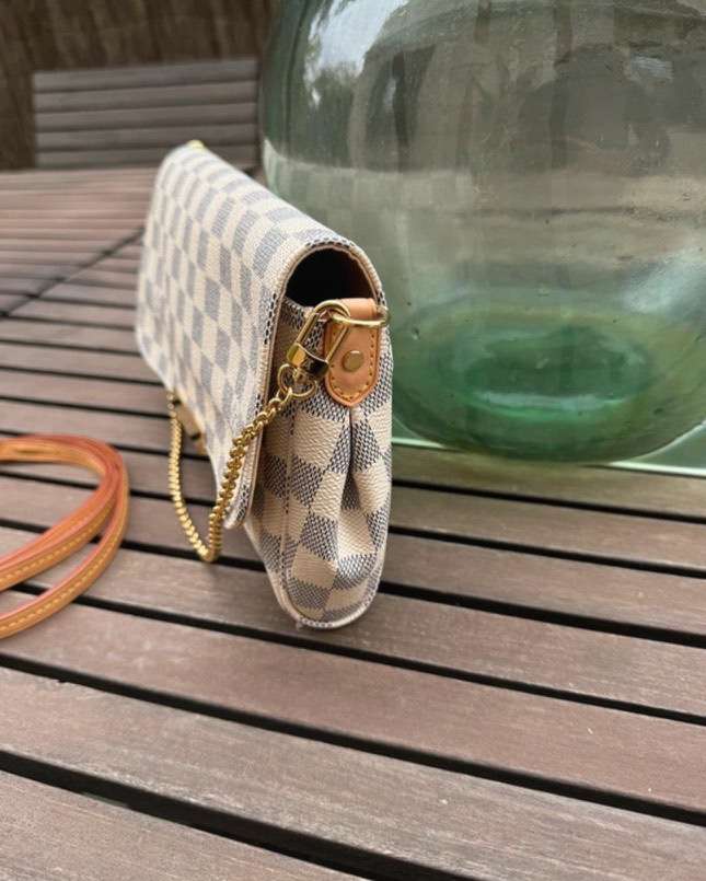 Louis Vuitton Eva