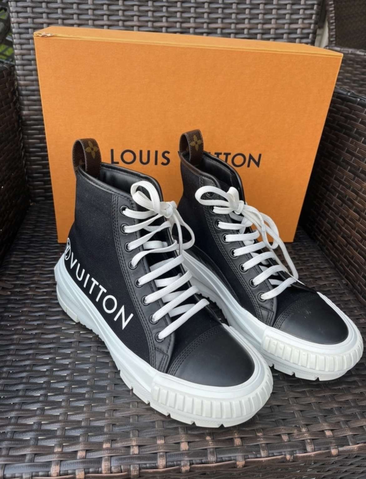 Louis Vuitton cloth trainers