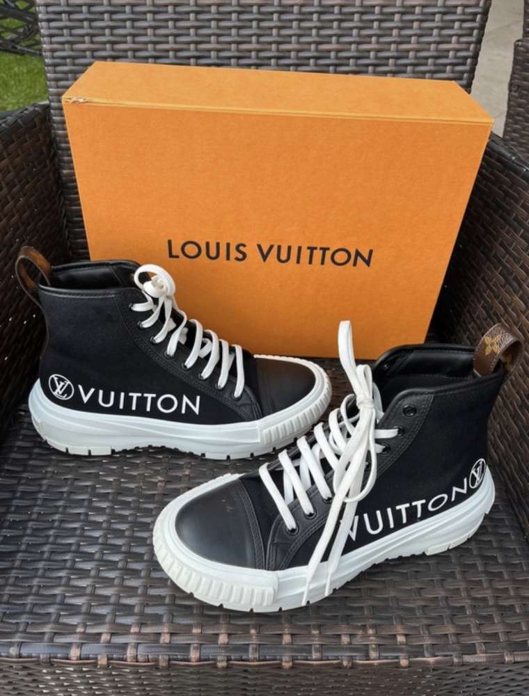 Louis Vuitton cloth trainers