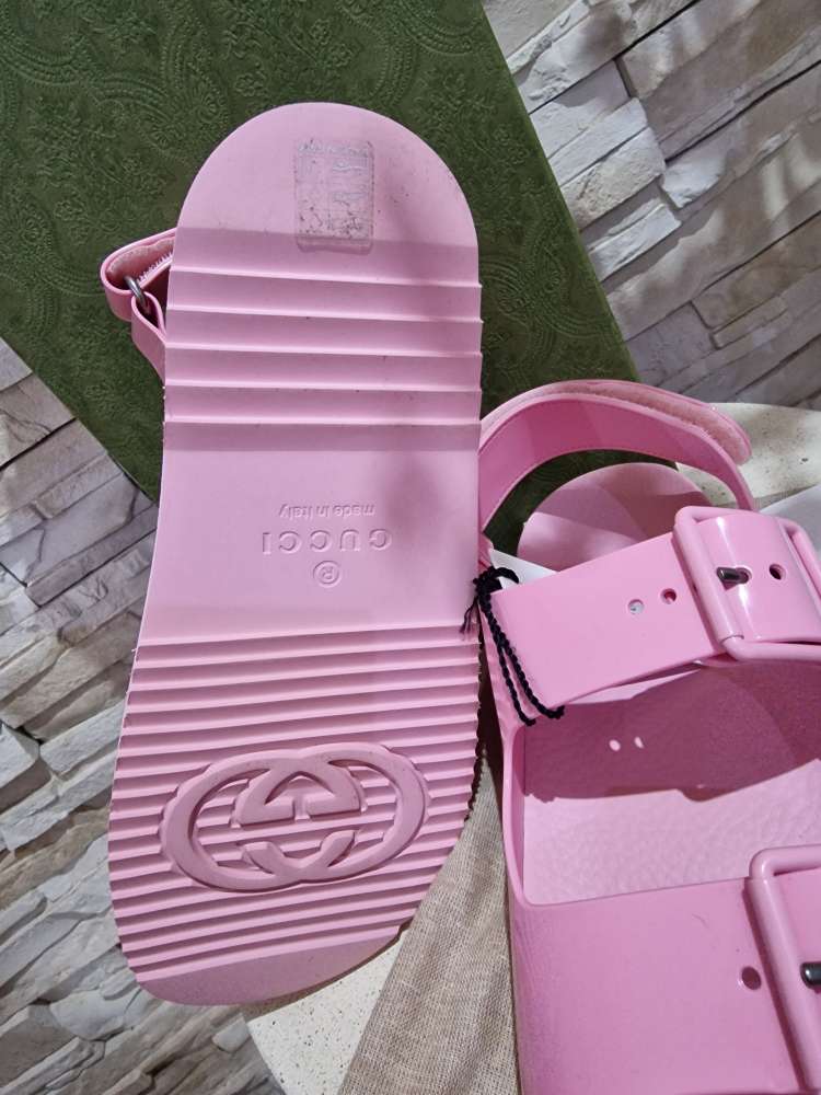 Gucci sandálky
