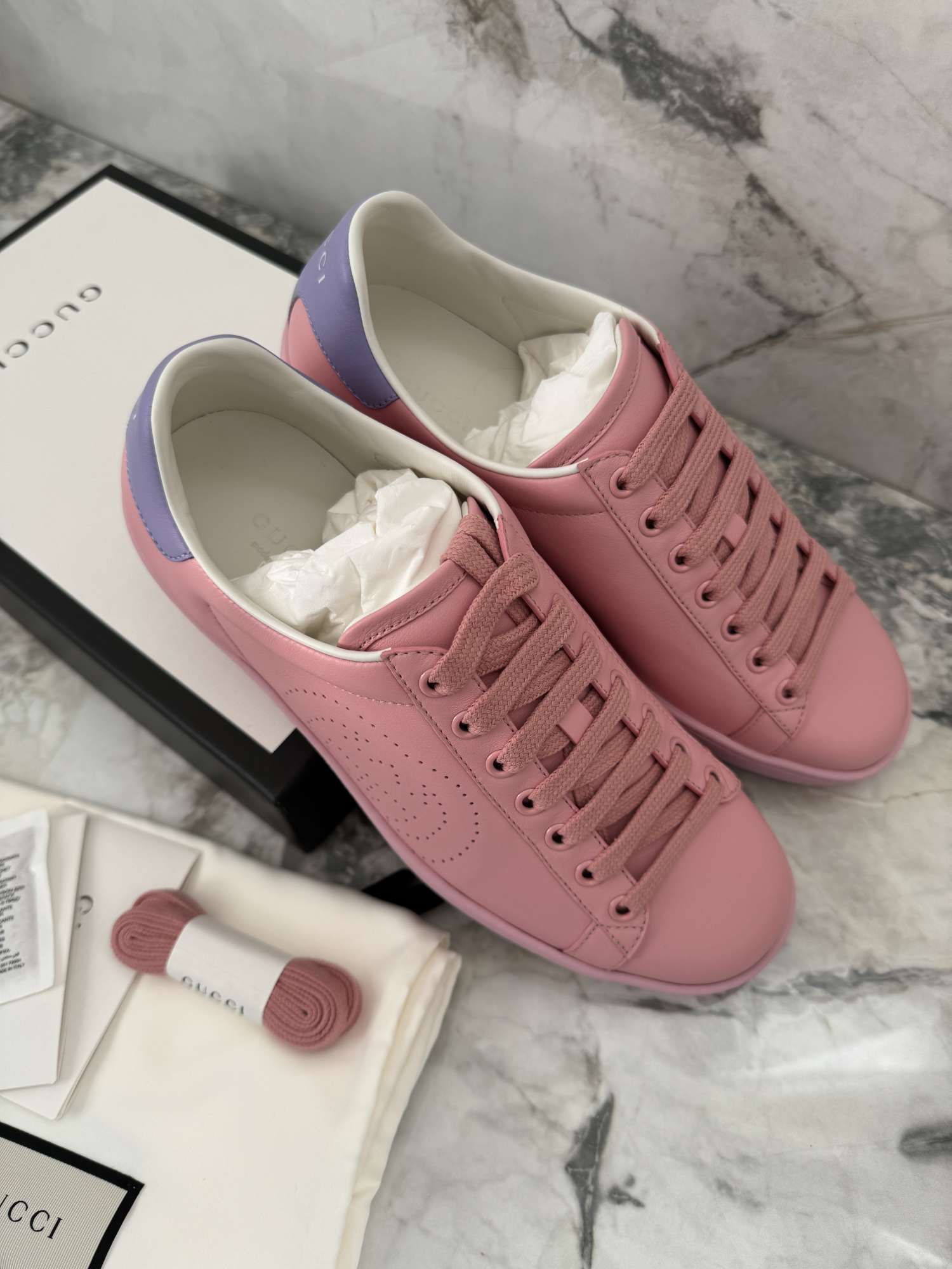 Gucci damske kozene tenisky 37