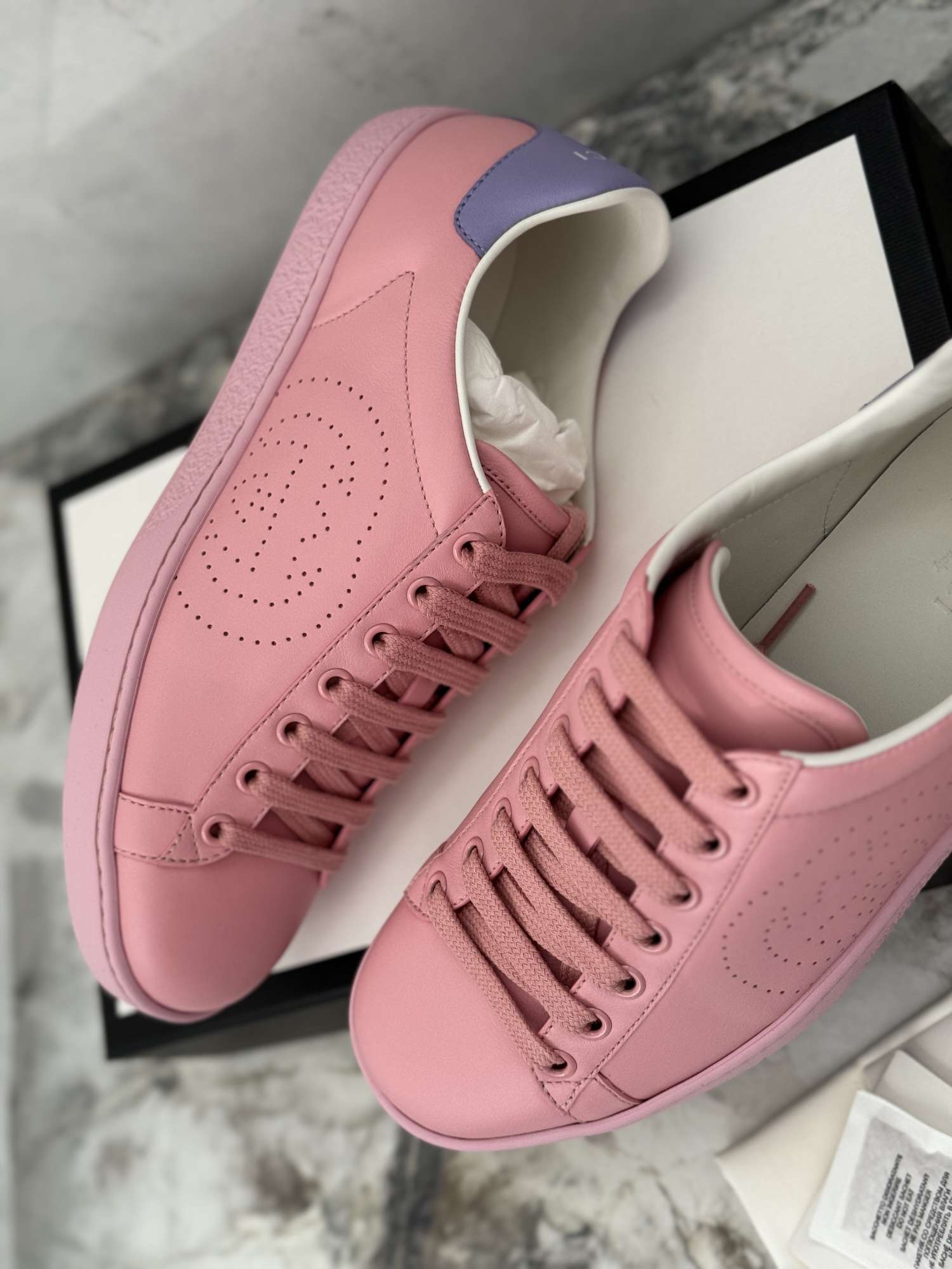 Gucci damske kozene tenisky 37