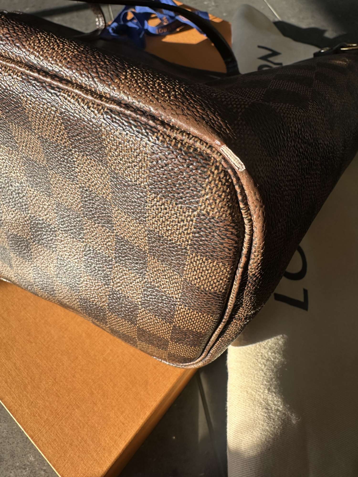 Louis Vuitton Neverfull MM