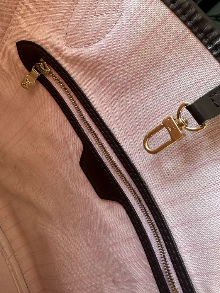 Louis Vuitton Neverfull MM