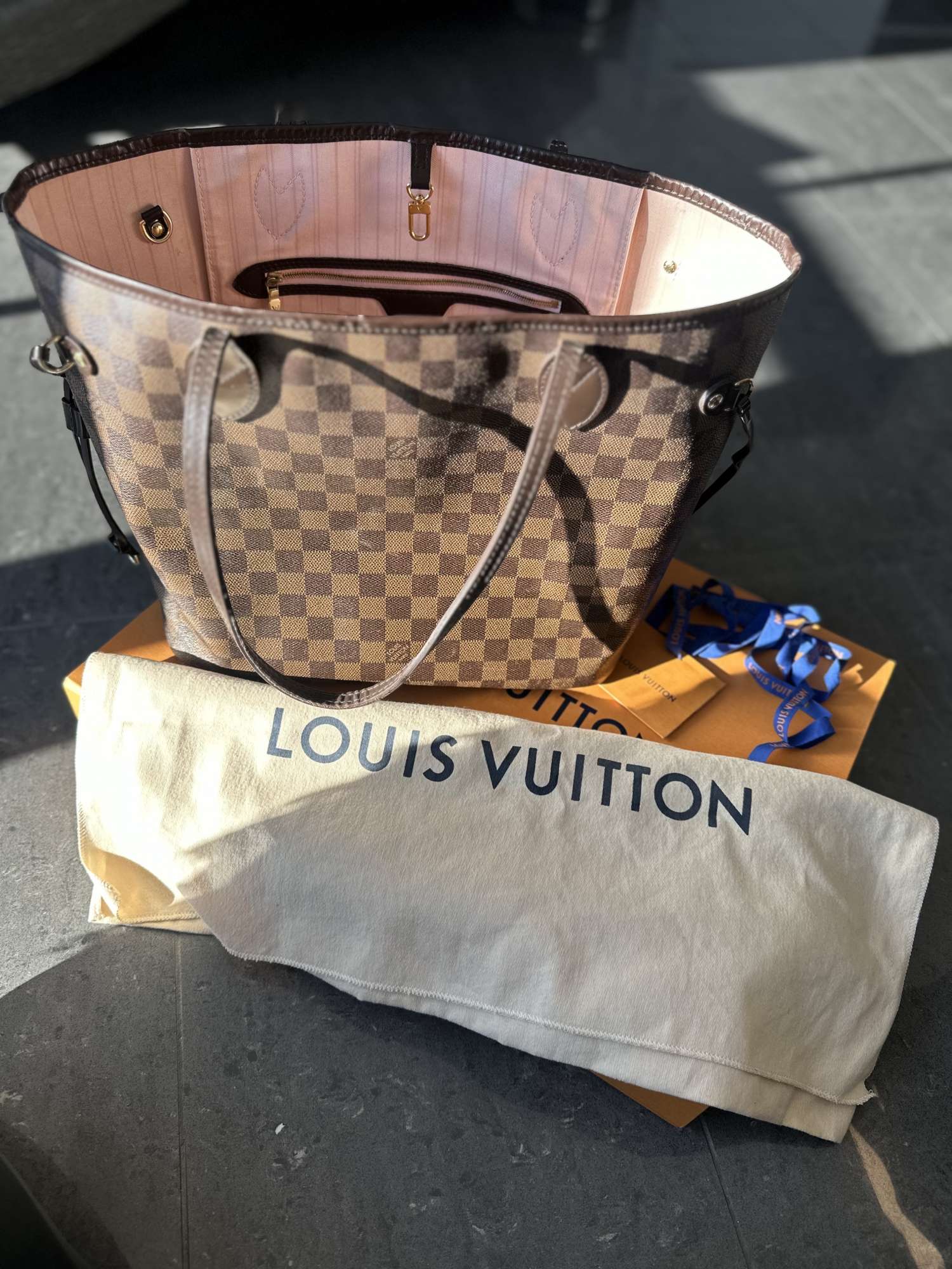 Louis Vuitton Neverfull MM