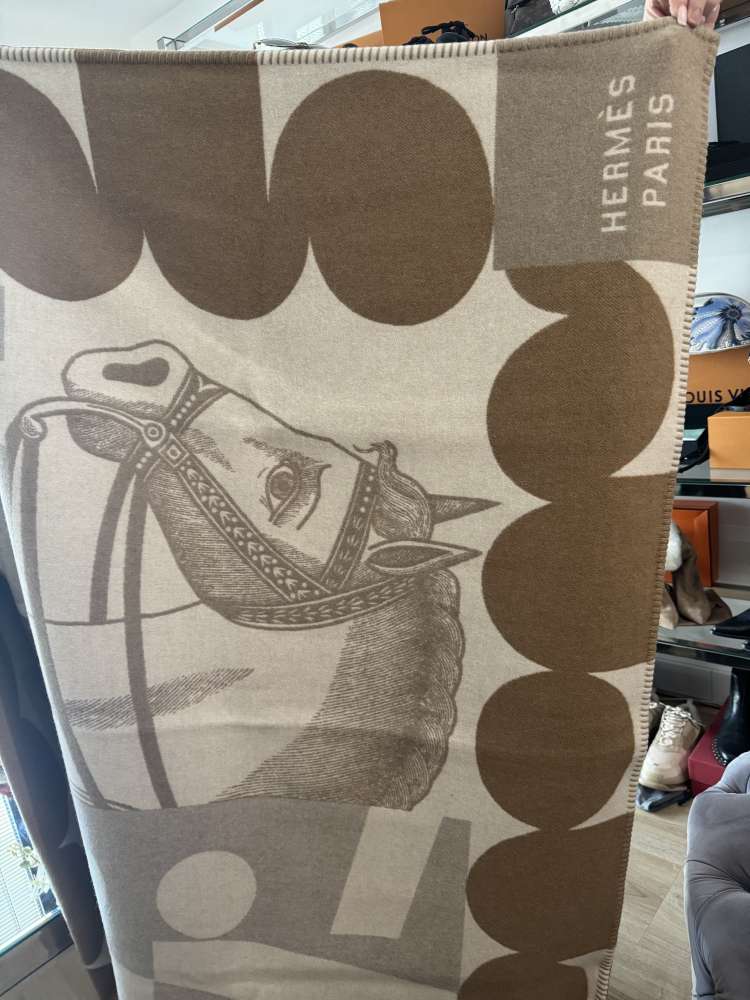 Hermes deka