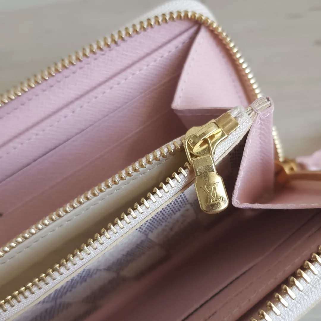 Louis Vuitton Clemence