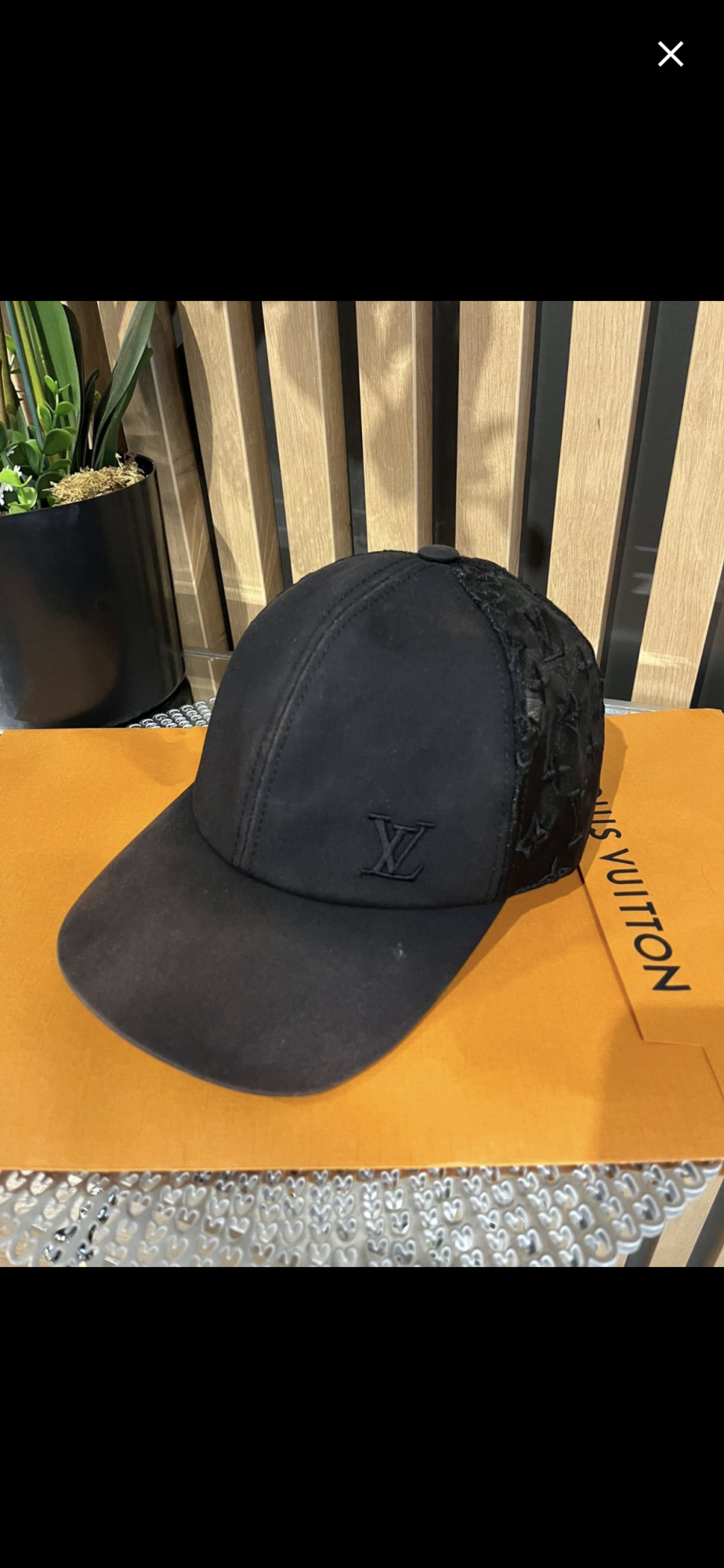 Louis Vuitton šiltačka