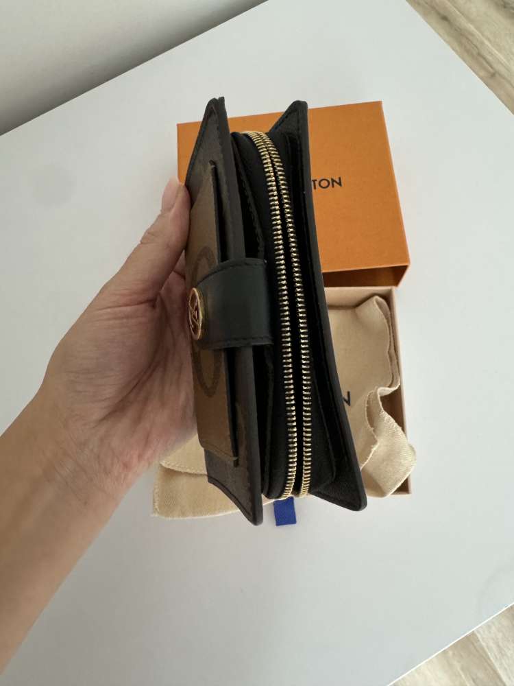 Peňaženka Louise Vuitton Juliette Geldborse