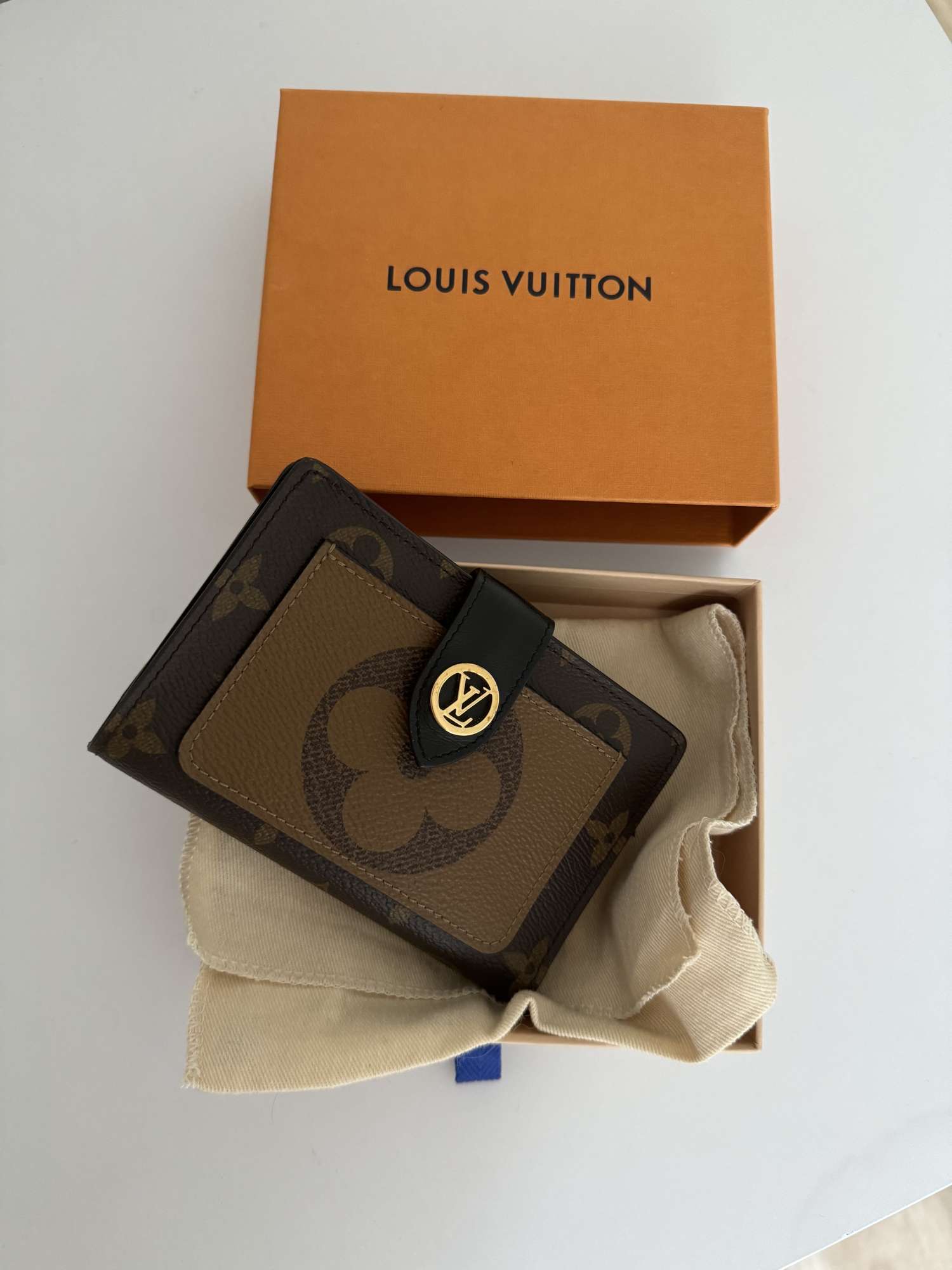 Peňaženka Louise Vuitton Juliette Geldborse