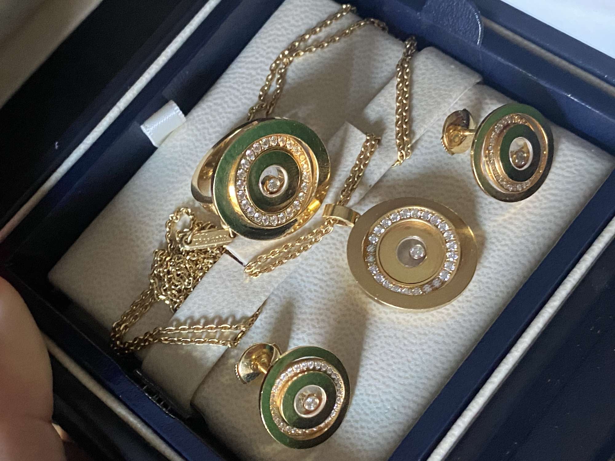 Chopard Happy spirit diamond  18 k