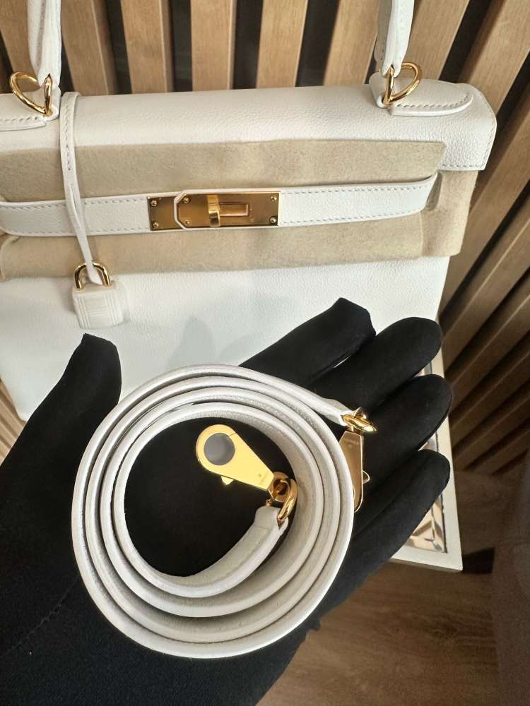 Hermes Kelly 28