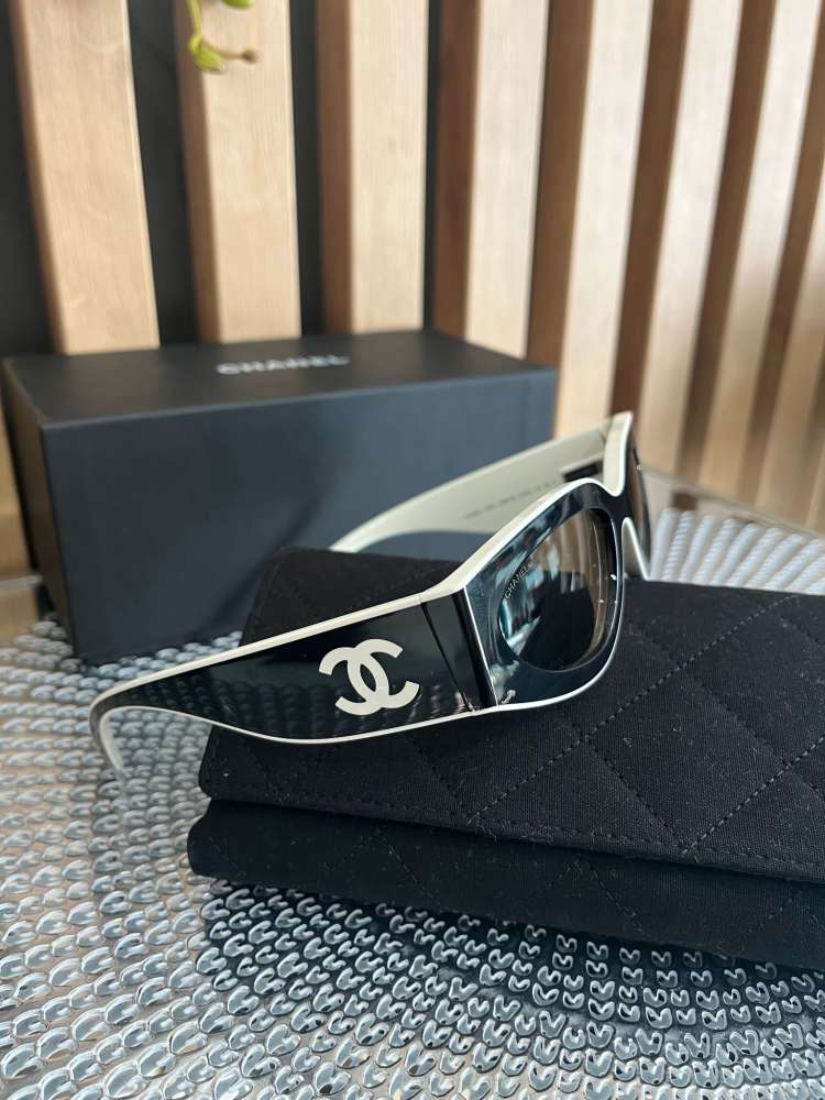 Chanel okuliare