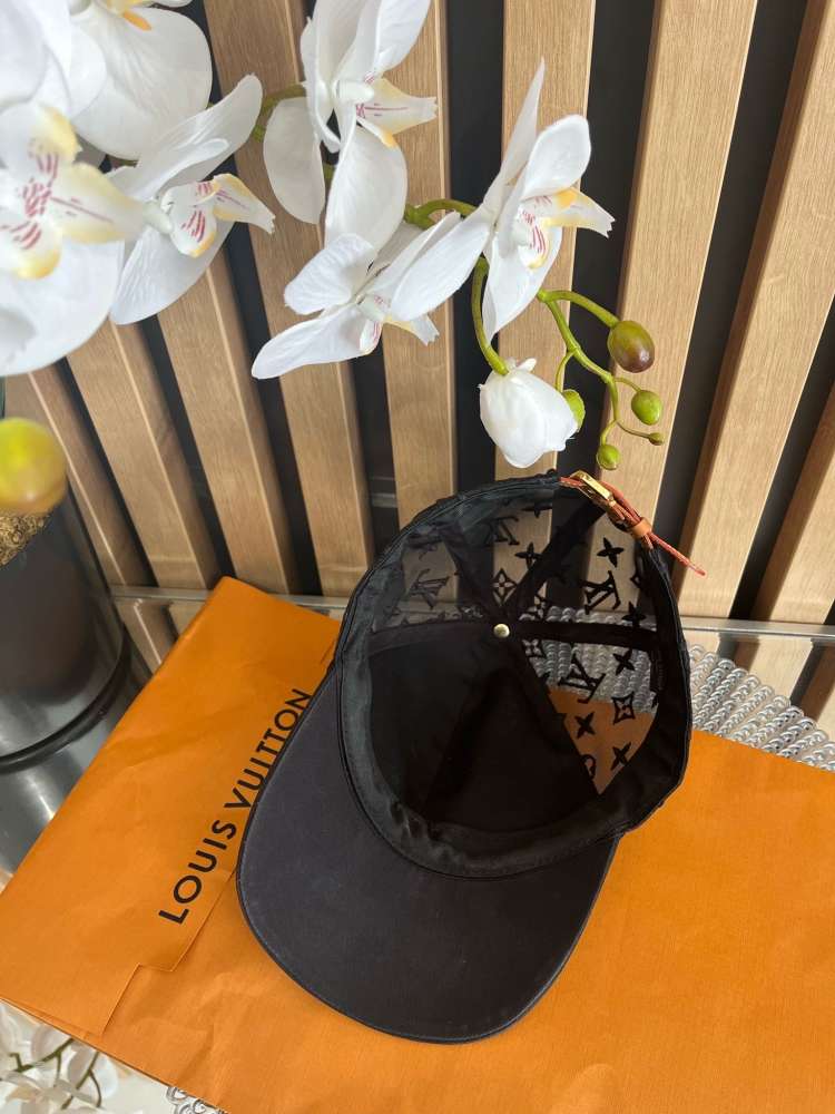 Louis Vuitton šiltovka