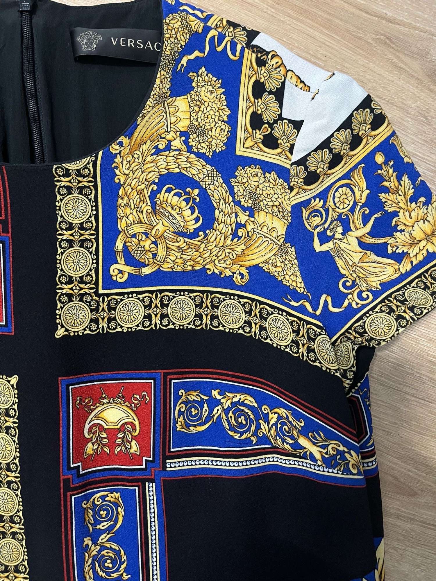 Versace šaty