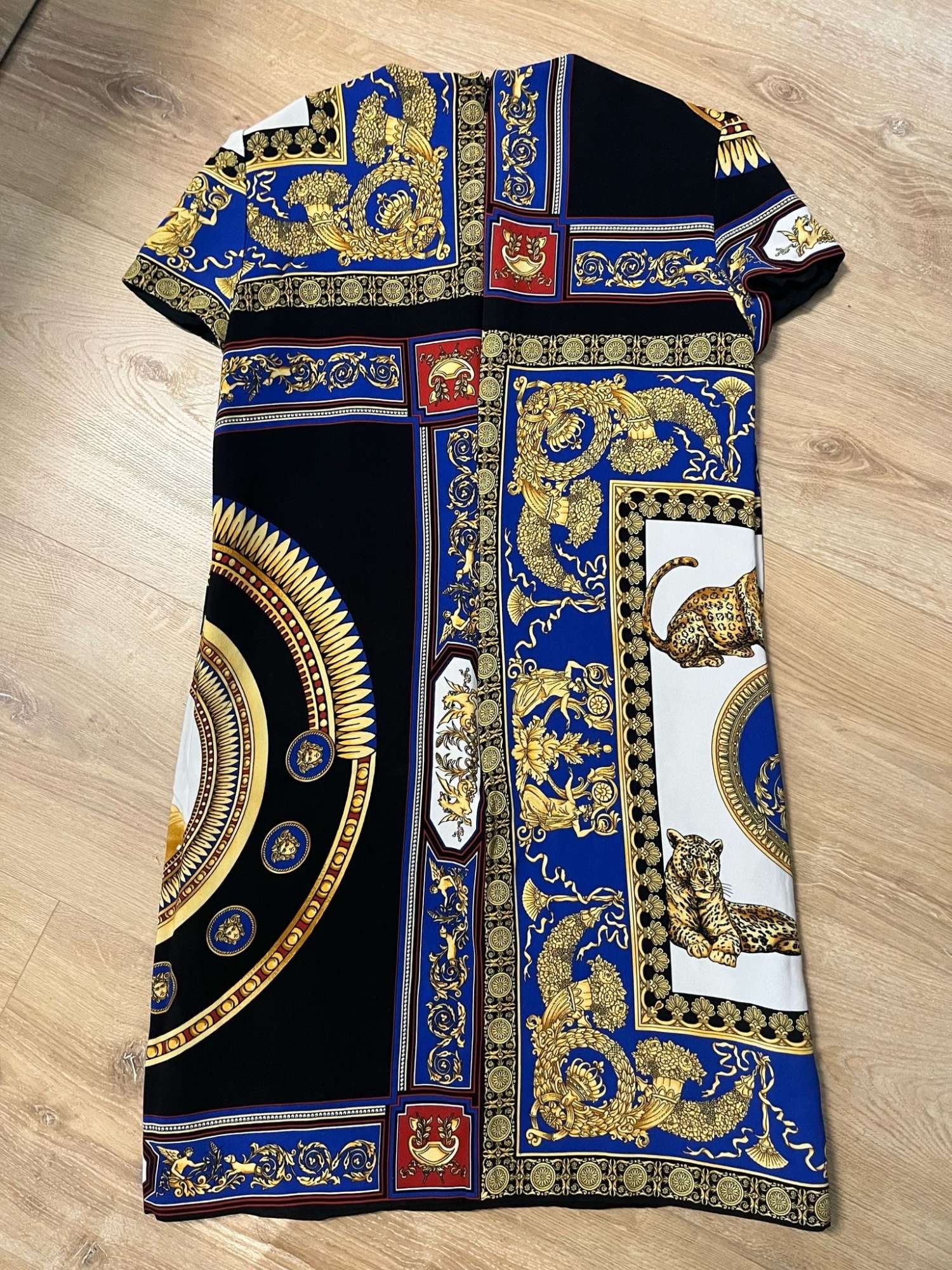 Versace šaty