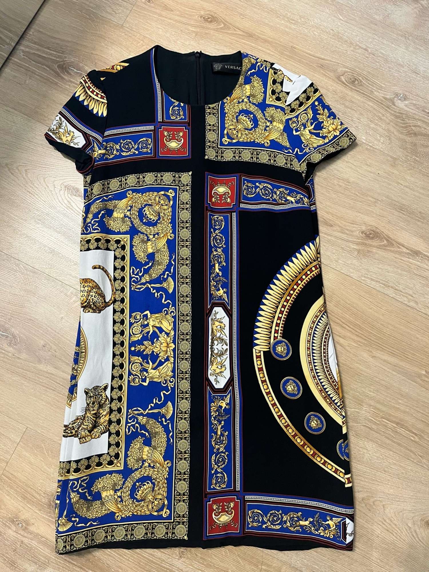 Versace šaty