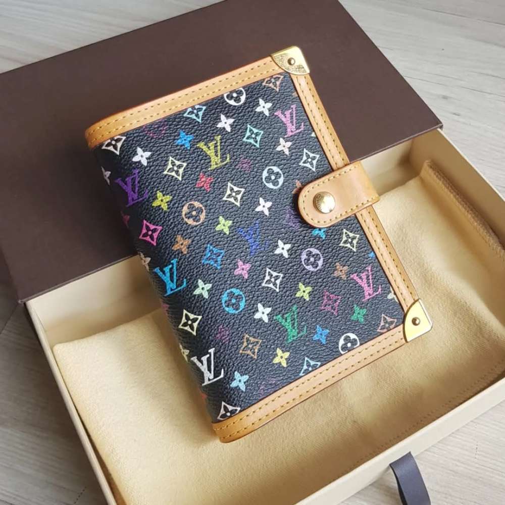 Louis Vuitton Agenda