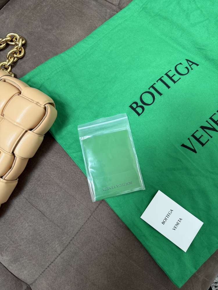Bottega veneta cassette bag