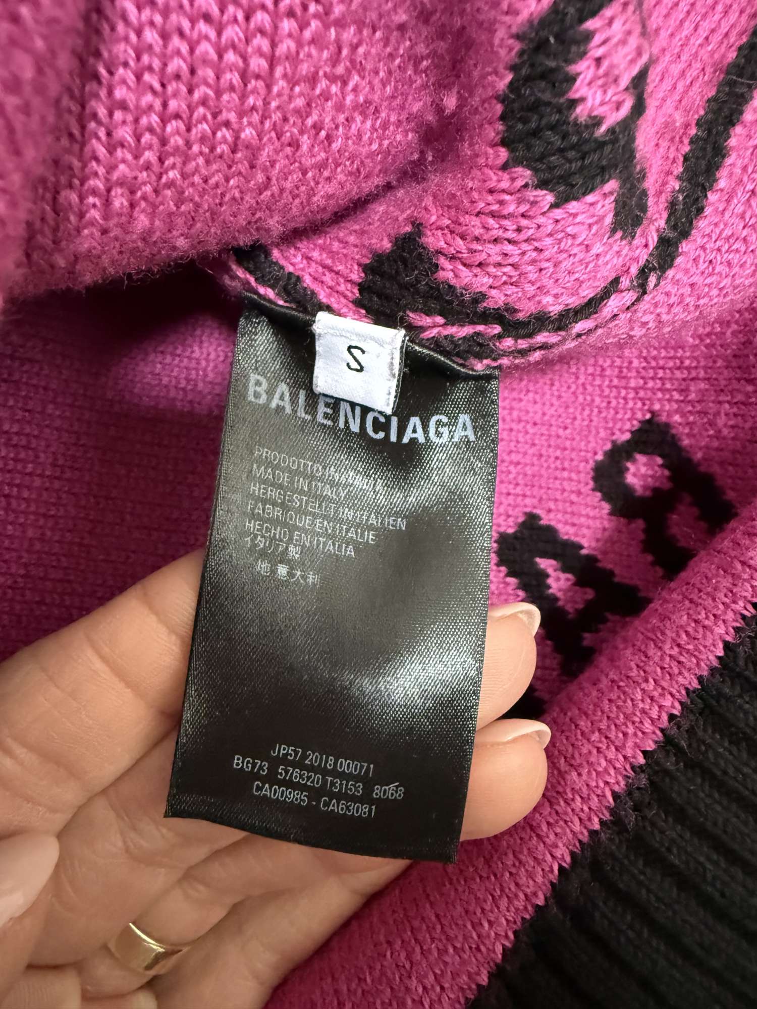 Balenciaga sveter