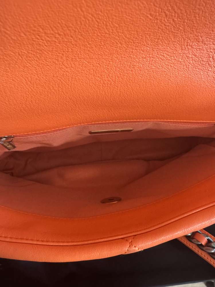 Chanel 19 medium  kabelka