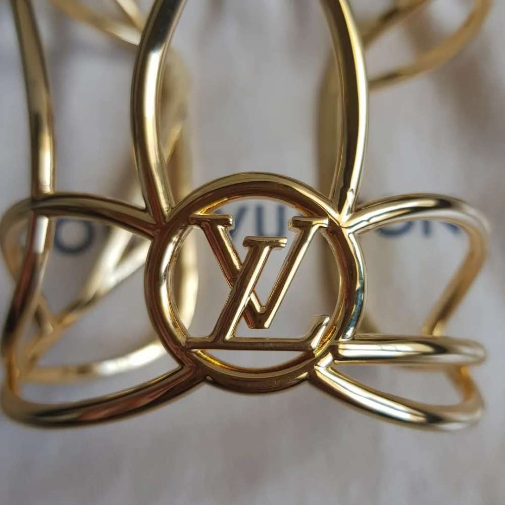 Louis Vuitton Naramek