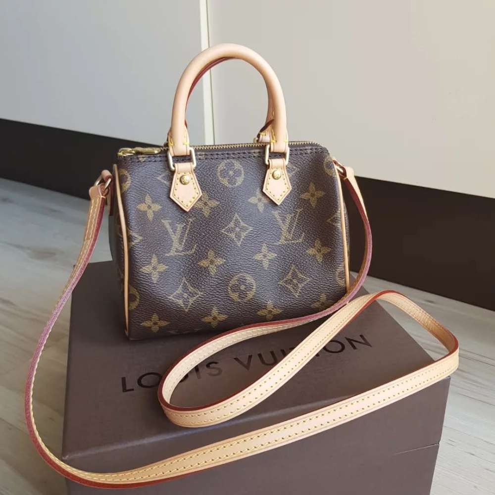 Louis Vuitton Speedy Nano