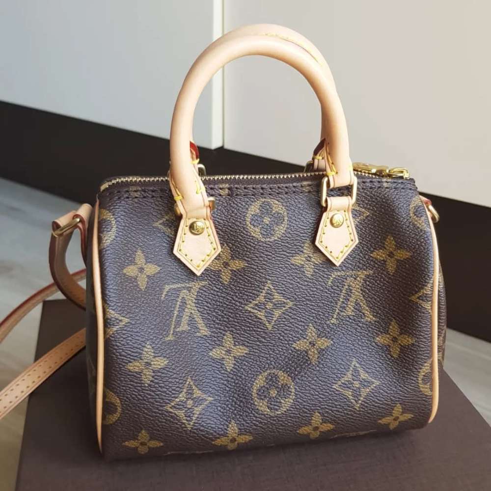 Louis Vuitton Speedy Nano